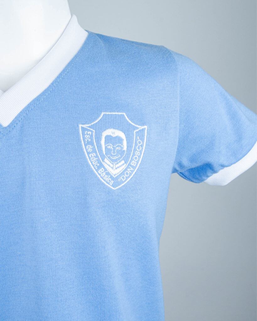 camiseta jersey escolar bordada